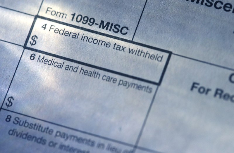 #AE #TAX #ITINAmerican Express Sending Out 1099s For Referral Bonuses (1¢ Per Point)