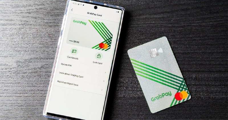 #Grab最近Grab在新加坡推出了GrabPay实体卡，2020年年初GrabPay实体卡在菲律宾推行，随后在2020年上半年陆陆续续在东南亚各地推出GrabPay实体卡👉🏿 实体卡无卡号、无有效期、无CVV