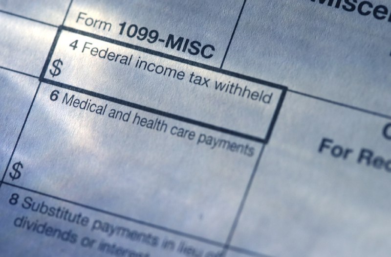 #AE #TAX #ITINAmerican Express Sending Out 1099s For Referral Bonuses (1¢ Per Point)