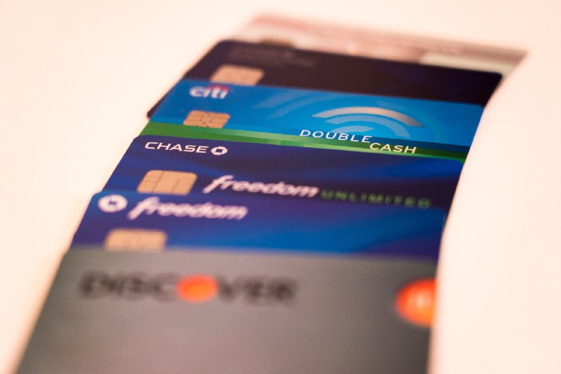 长期持有信用卡推荐#美卡 （加粗为金属卡，加*_为0年费卡）本文来源